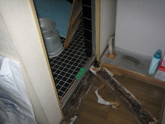 大阪市城東区Ｈ様邸床改修工事事例 リフォーム前