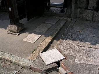 大阪市天王寺区 K寺 スロープ工事事例 リフォーム前