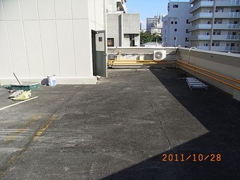 大阪市中央区Nビル屋上防水施工事例 リフォーム前 その2