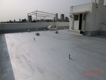 大阪市天王寺区Tビル屋上防水施工事例 リフォーム後